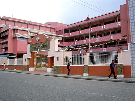 St. Michael's College of Iligan City: photo gallery.